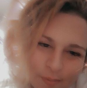 Meet your Posher, Teresa